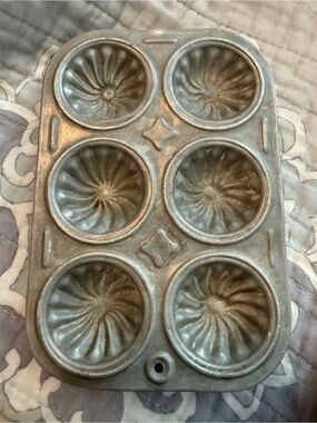 Vintage children’s play   toy 6-Cavity  Muffin Pan - Silver